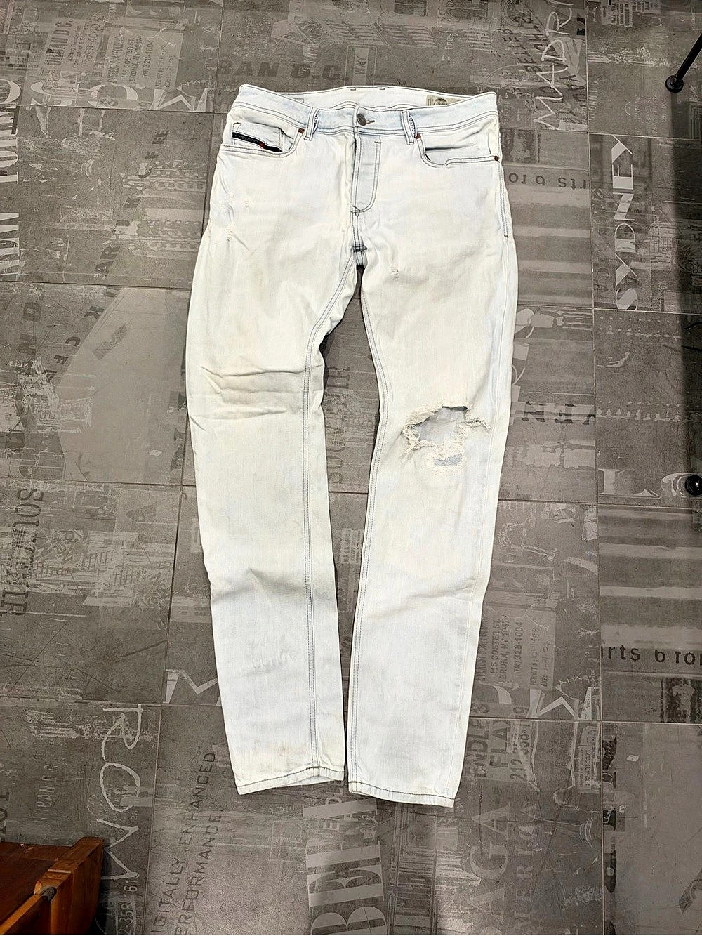 Diesel Skinny Jeans in White Waist 32